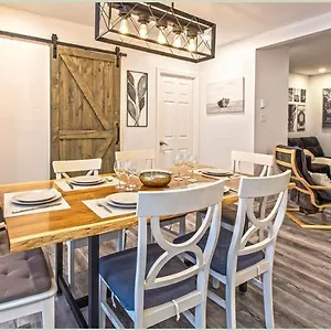 Magnifique 2bdr Mtl Downtown - 4412 Montreal